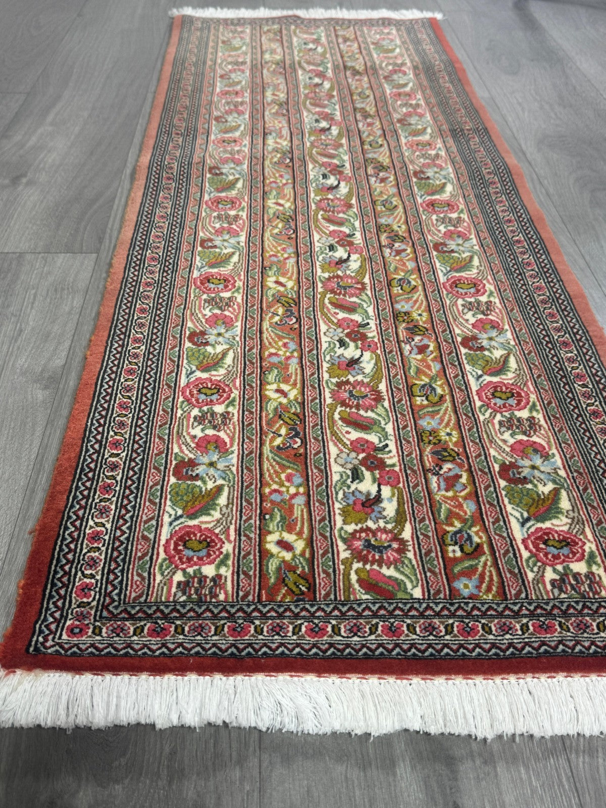 Feiner Täbriz GEREINIGT Orientteppich Perserteppich Teppich 150cmx53cm G0189