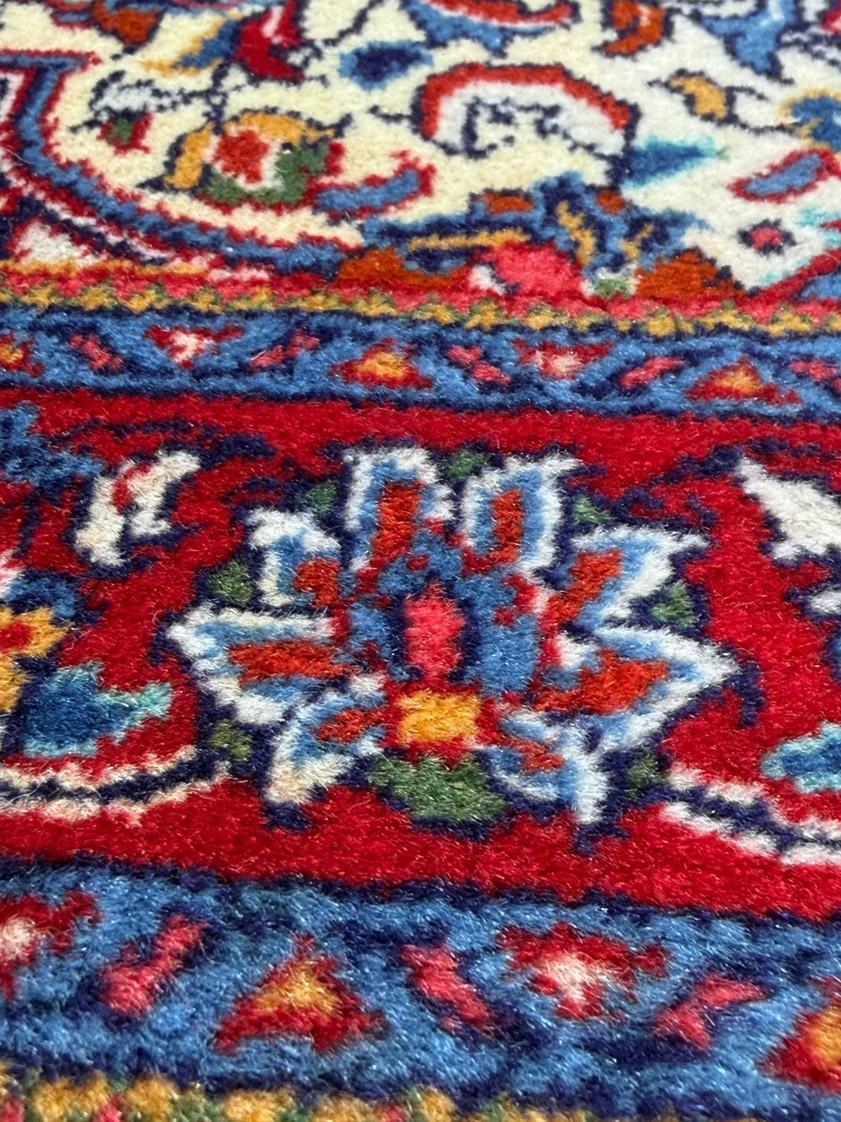 Blumen Sarukh GEREINIGT Orientteppich Perserteppich 129 cm x 70 cm 26-CG1007