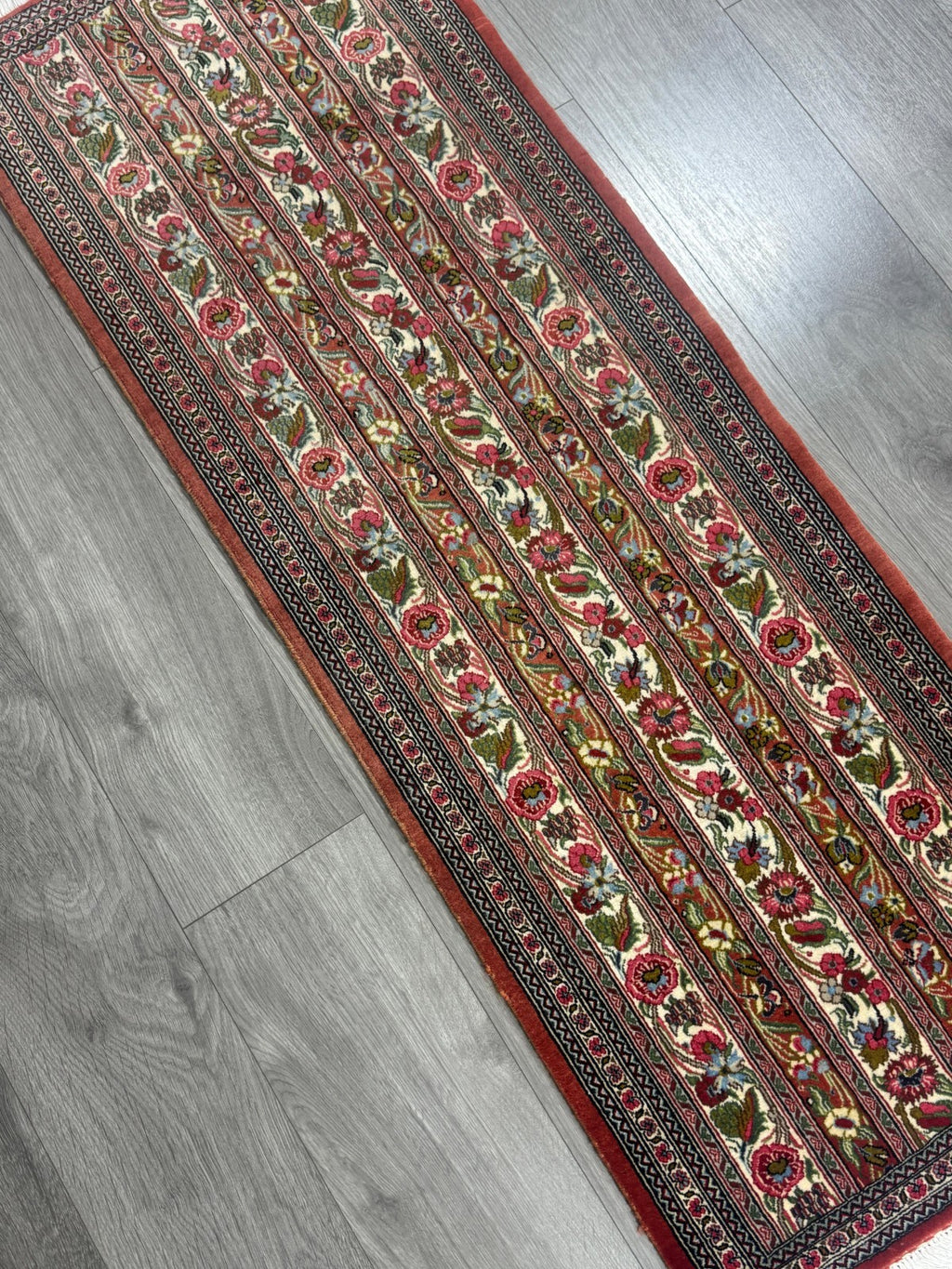 Feiner Täbriz GEREINIGT Orientteppich Perserteppich Teppich 150cmx53cm G0189