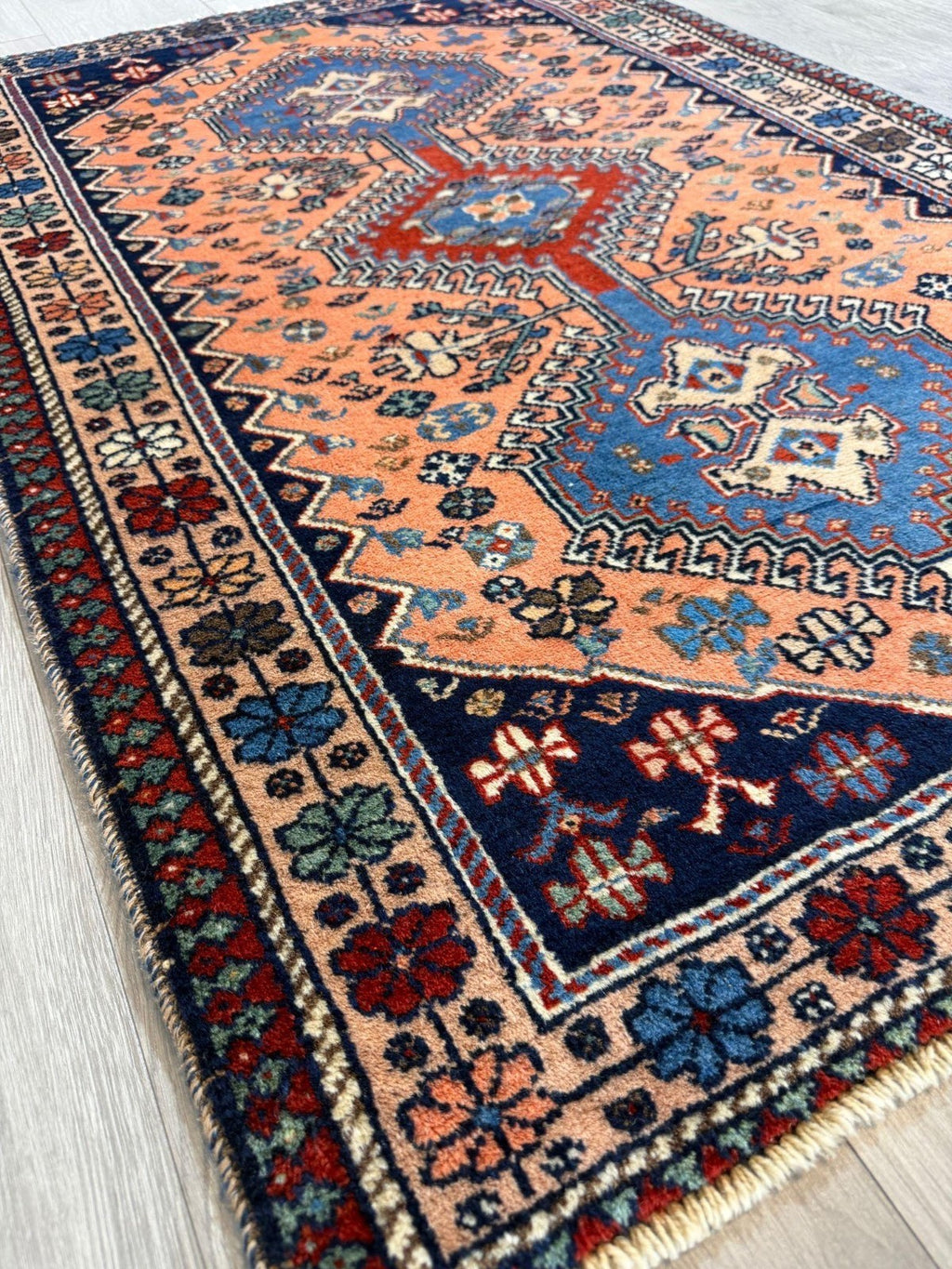 Schöner Kazak GEREINIGT  121cmx83cm Orientteppich Perserteppich Teppich G0285