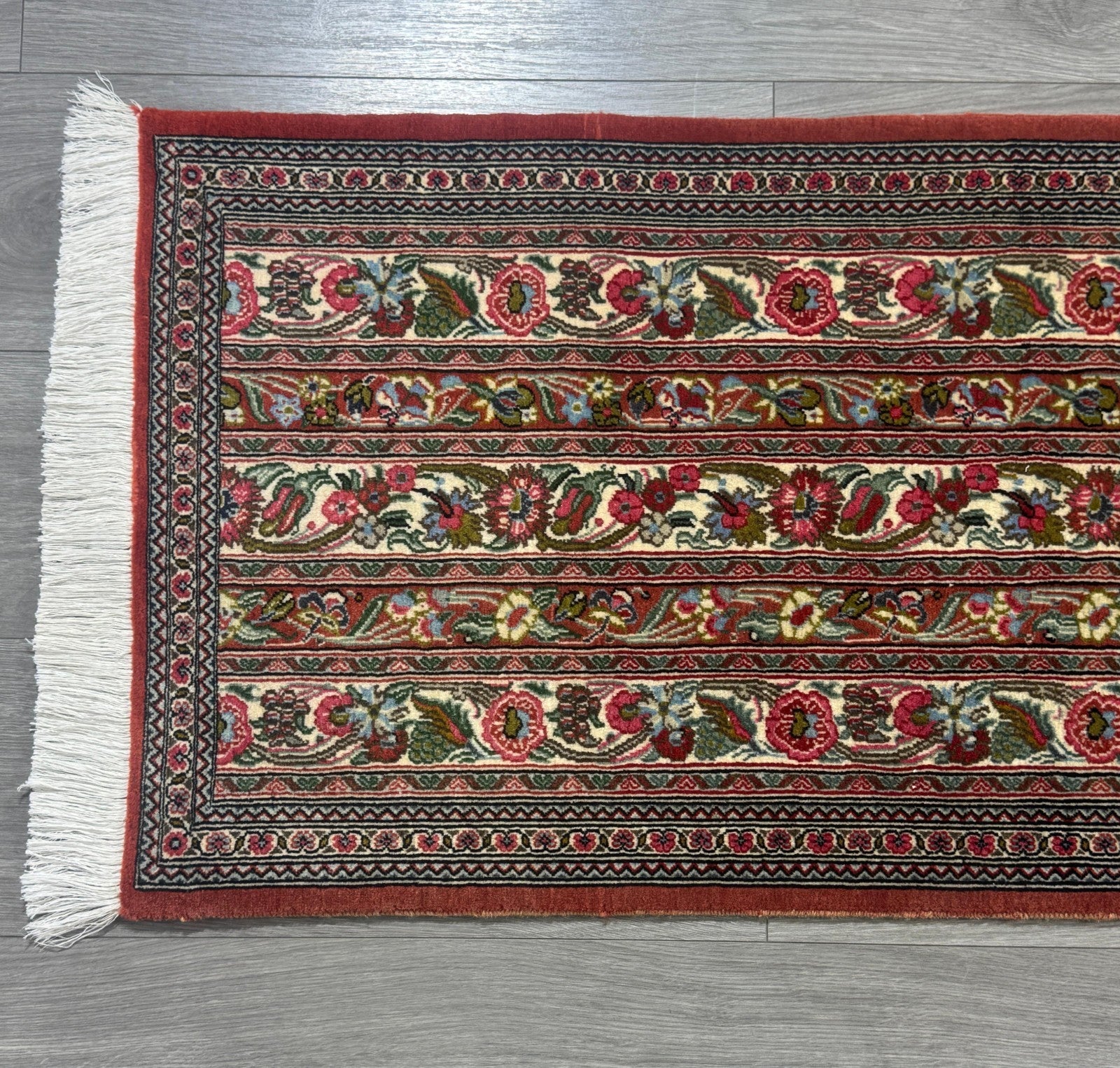 Feiner Täbriz GEREINIGT Orientteppich Perserteppich Teppich 150cmx53cm G0189