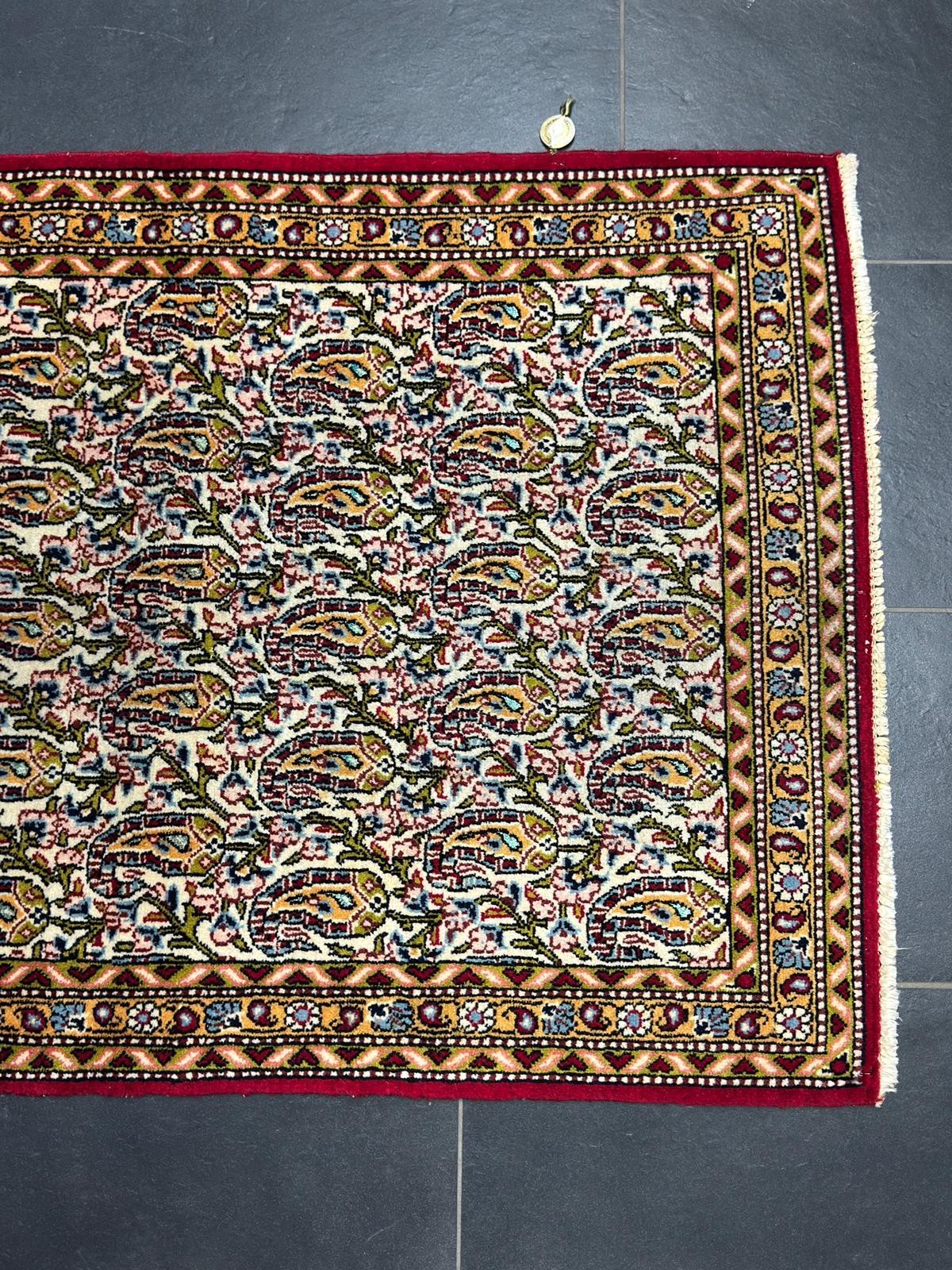 Ghom mit Seide GEREINIGT  131 cm x 77 cm Orientteppich Perserteppich G0326