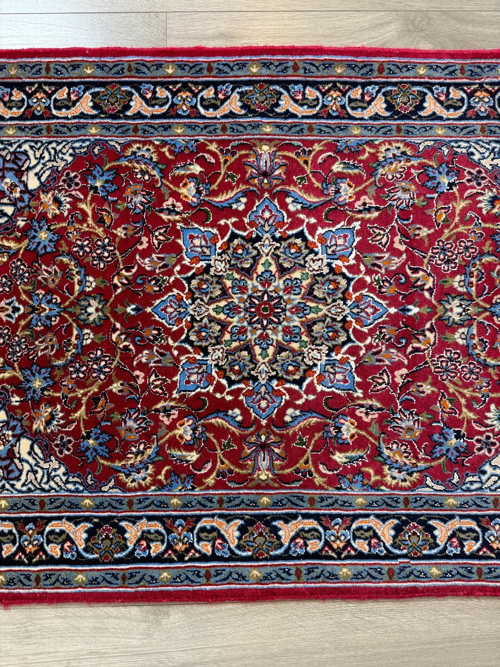 Isfahan mit SEIDE GEREINIGT Orientteppich Perserteppich 105 cm x 72 cm G0267