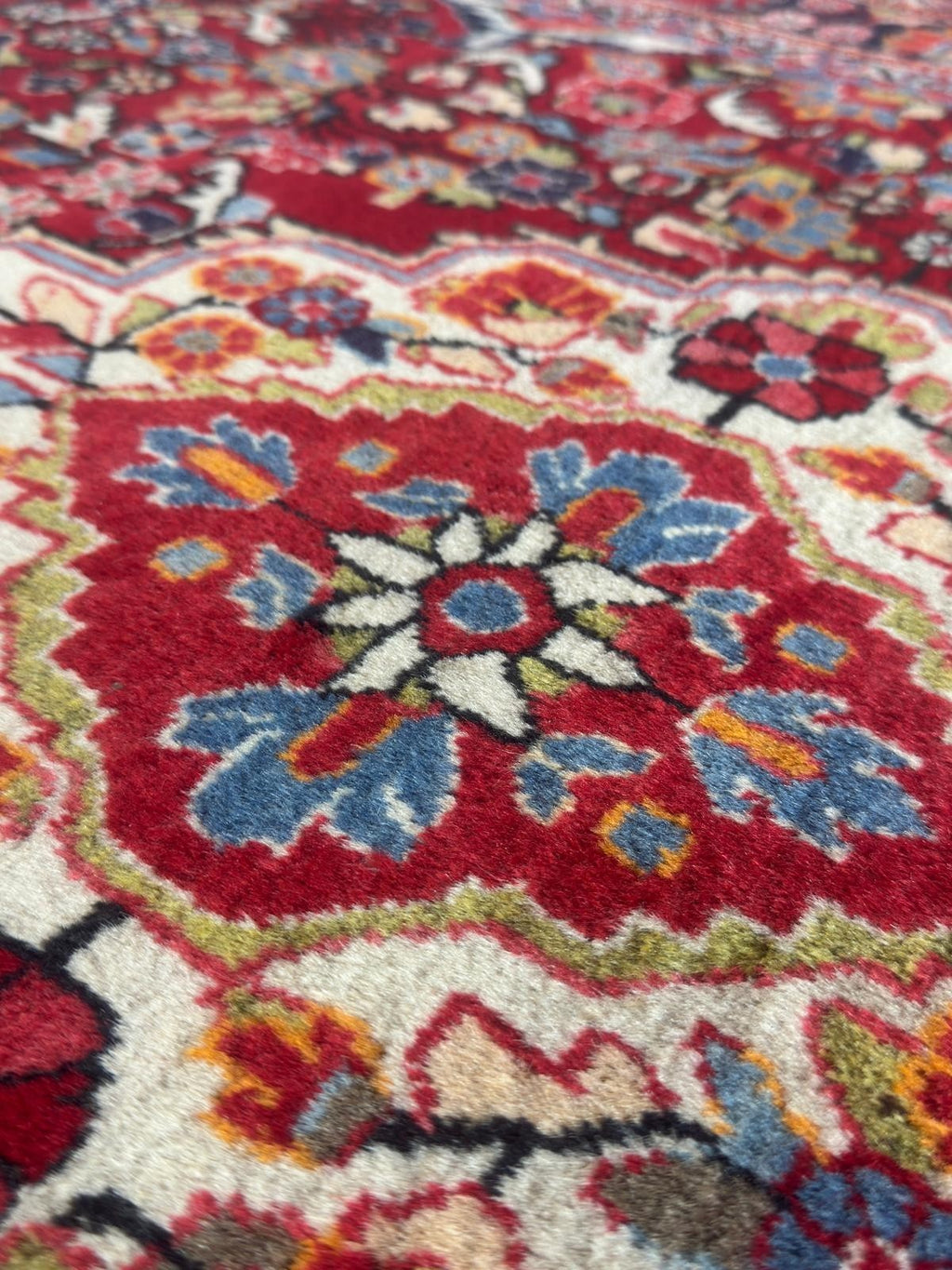 Blumen Sarough GEREINIGT Orientteppich Perserteppich Teppich 208cm x 127cm G0224