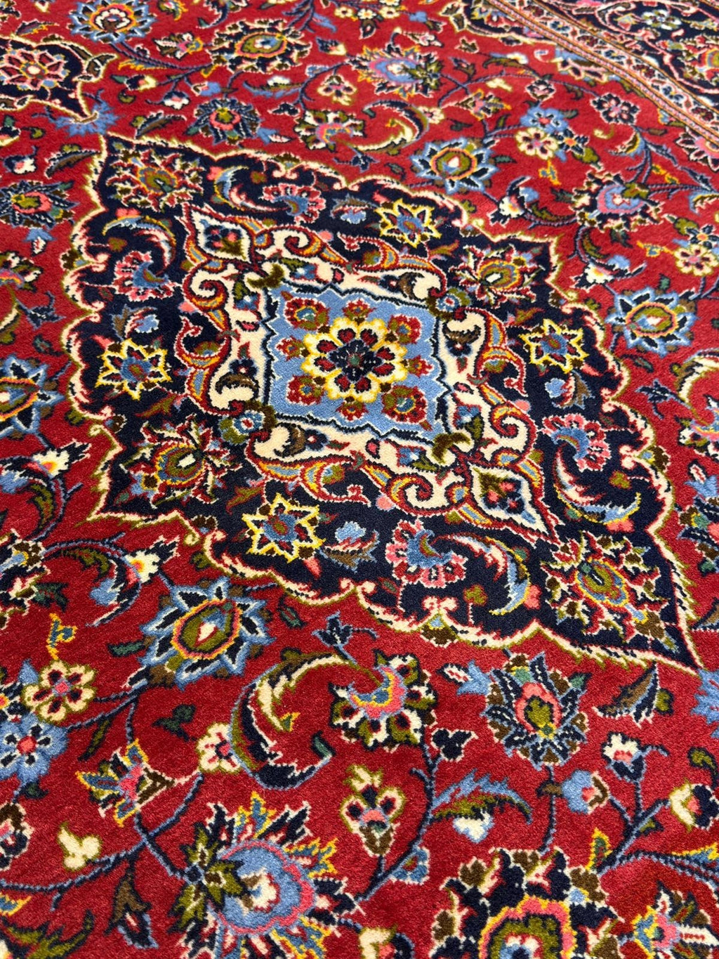 Schöner Keshan GEREINIGT Orientteppich Perserteppich 215cm x 140cm G0300