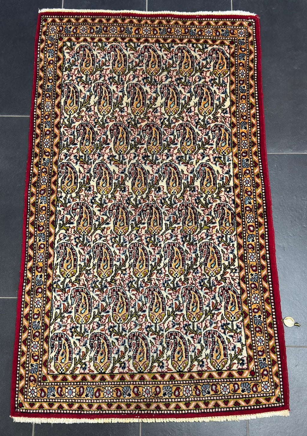 Ghom mit Seide GEREINIGT  131 cm x 77 cm Orientteppich Perserteppich G0326