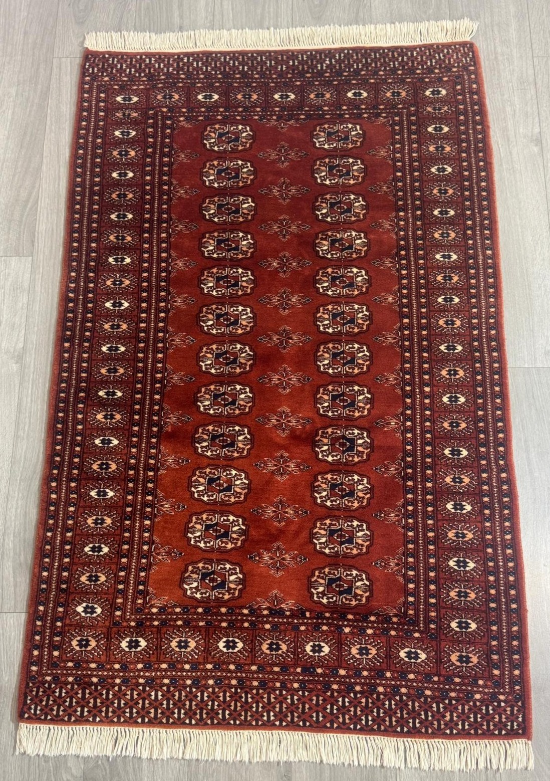 Schöner Buchara  Orientteppich Perserteppich Teppich 151cmx97cm 10672