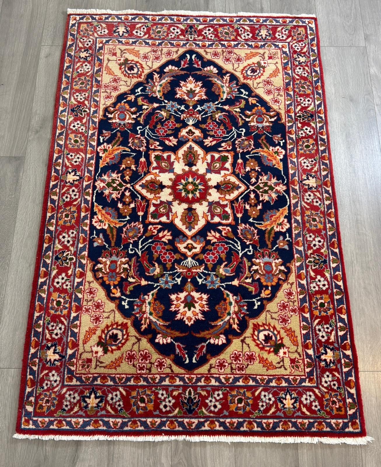 TOP Sarukh GEREINIGT Orientteppich Perserteppich Teppich 165 cm x 108 cm G0250