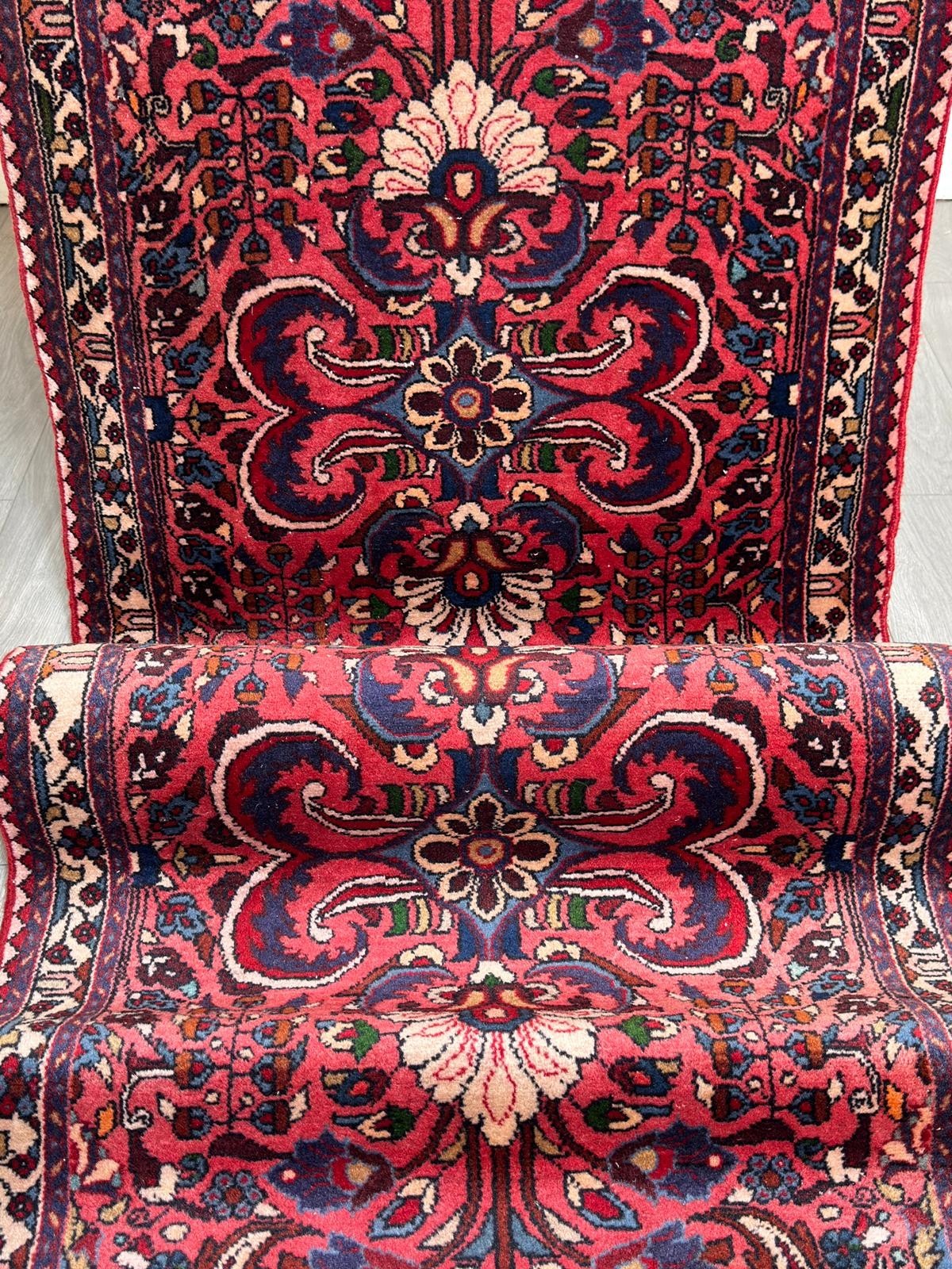 TOP Sarukh GEREINIGT Orientteppich Perserteppich Teppich 199 cm x 82  cm G0245