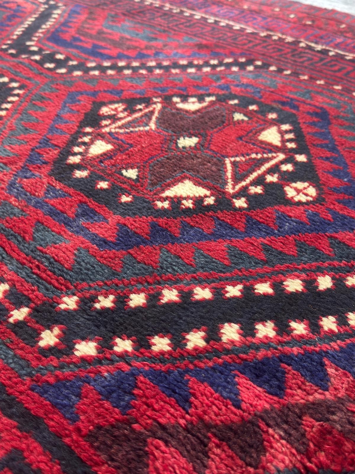 Schöner Belutsch Orientteppich Perserteppich Teppich 259cmx168cm C80121