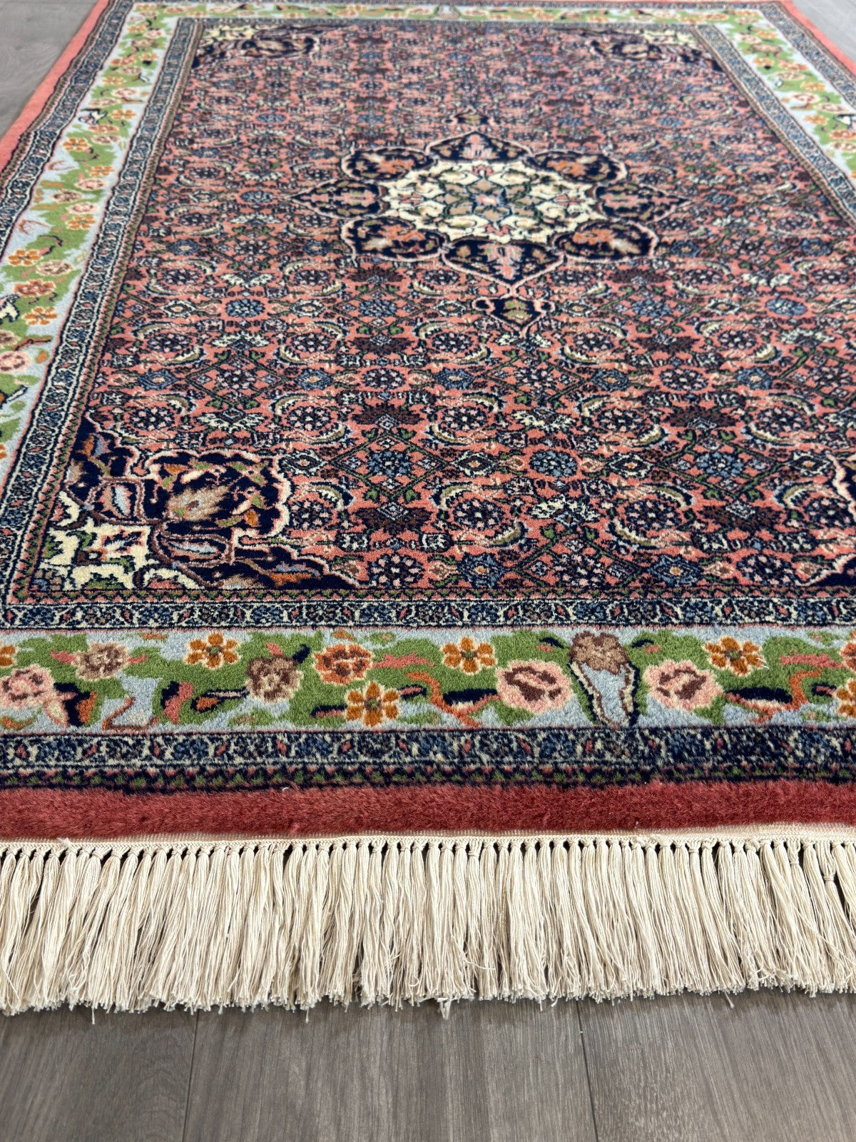 Schöner Isfahan GEREINIGT Orientteppich Perserteppich 180 cm x 121 cm CG0026